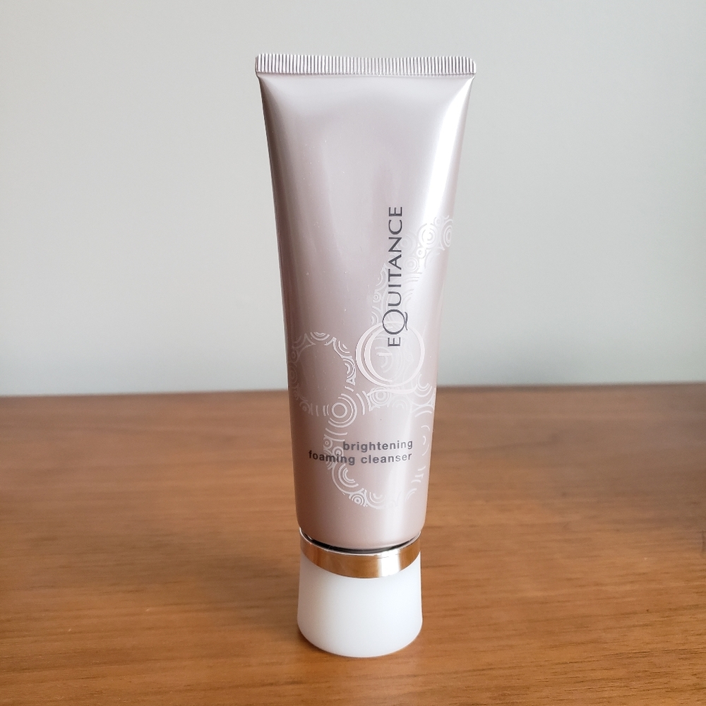 Equitance Brightening Foaming Cleanser